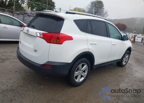 2014 Toyota Rav4 Xle z USA, uszkodzony, nr VIN 2T3RFREV8EW167868